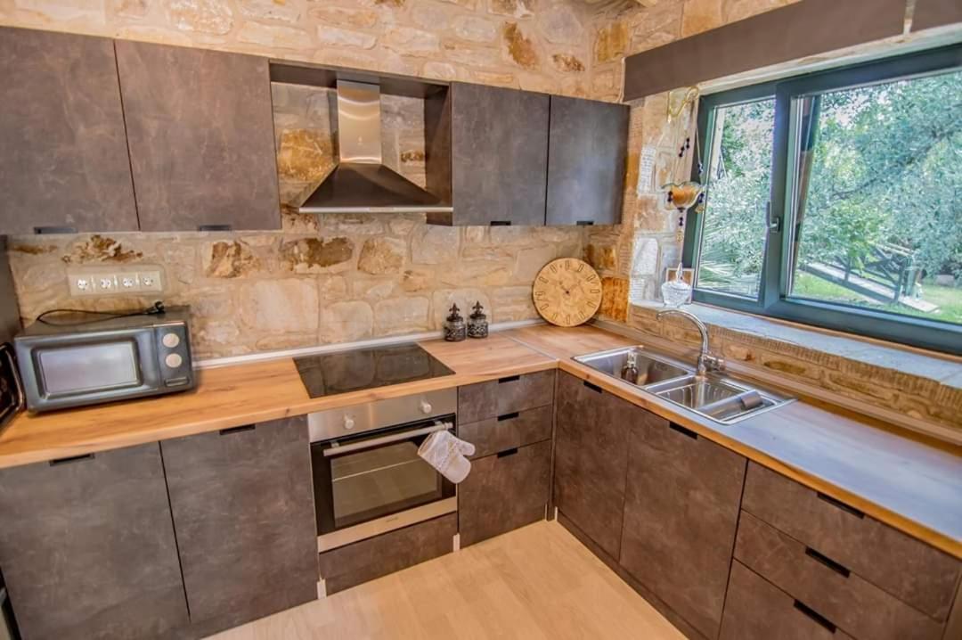 Kastro Stone House Villa Skala Potamia  Buitenkant foto