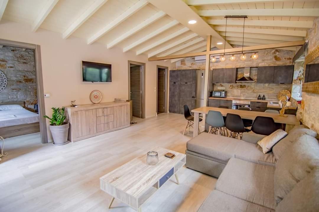Kastro Stone House Villa Skala Potamia  Buitenkant foto